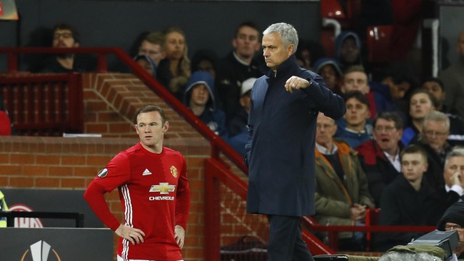 Jose Mourinho memastikan tidak ada pemain berstatus bintang di Manchester United yang tidak tergantikan di timnya jelang menghadapi Fenerbahce.