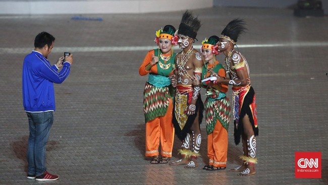 Tongkat Estafet PON Berpindah ke Tangan Papua