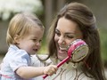 Kardigan Kuning Putri Charlotte Habis Terjual
