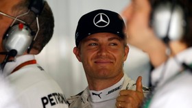 Rosberg Raih Pole GP Jepang Dibuntuti Hamilton
