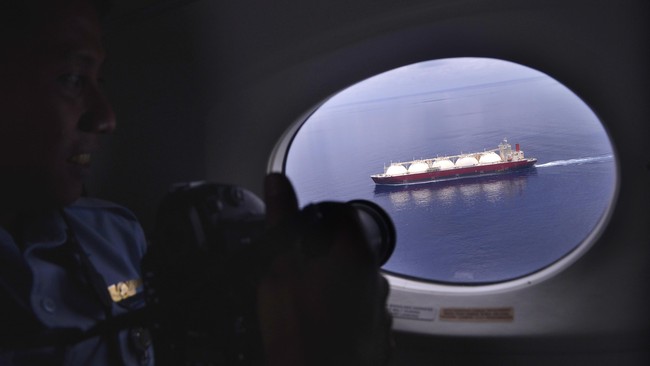 Bakamla merupakan lembaga terdepan dalam perwujudan cita-cita poros maritim dunia. Mereka dibentuk secara khusus untuk mengamankan laut Indonesia.