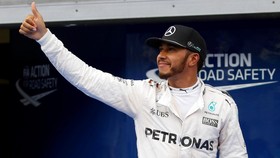Tanding di Monza, Hamilton <i>Pede</i> Bisa Ungguli Vettel