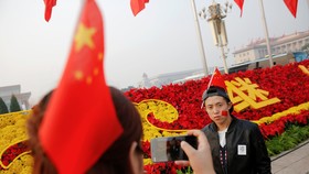 Kilau Pekan Emas Menandai Dirgahayu China ke-67