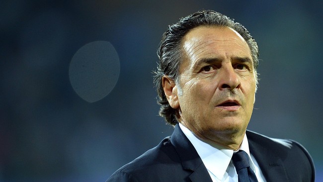 Mantan nakhoda timnas Italia resmi menduduki kursi panas pelatih Valencia. Sebelumnya, manajemen klub memecat Pako Ayestaran yang baru bekerja enam bulan.