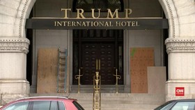Aksi Vandal Serang Hotel Baru Trump