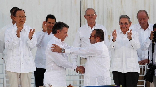 Enam warga Kolombia mewakili suara pemberontak FARC dalam pembahasan sejumlah RUU di Kongres sebagai implementasi perjanjian damai.