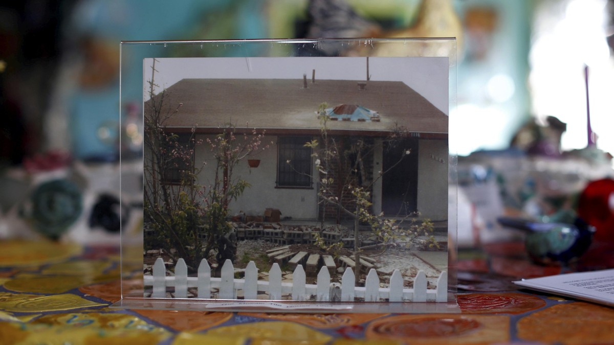 Rumah Mozaik Monumen Cinta Dua Seniman Tua