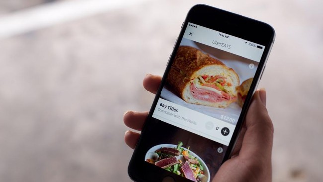 Layanan pesan antar UberEATS memiliki celah yang ternyata dimanfaatkan konsumen untuk mengeruk keuntungan.