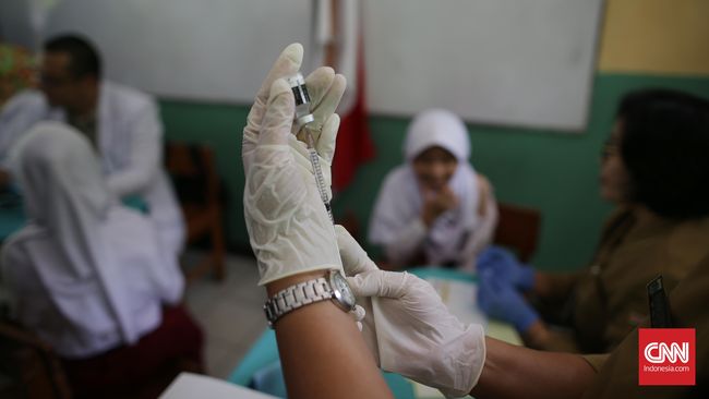 Kanker serviks yang dialami artis Julia Perez dapat menjadi salah satu pertimbangan pentingnya pencegahan kanker sejak dini, dan kesadaran akan vaksinasi.