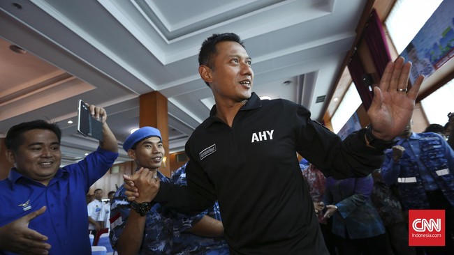 Bagi bakal calon gubernur DKI Jakarta Agus HArimurti Yudhoyono, netralitas TNI maupun Polri adalah bentuk dari demokrasi Indonesia.