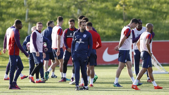 Manajer timnas Inggris Gareth Southgate dikabarkan melarang anak buahnya mengkonsumsi segala macam makanan dari sebuah kedai kopi terkenal.