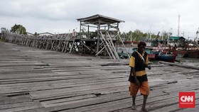 Distrik Ilwayab, 'Surga' Nelayan yang Mati Perlahan