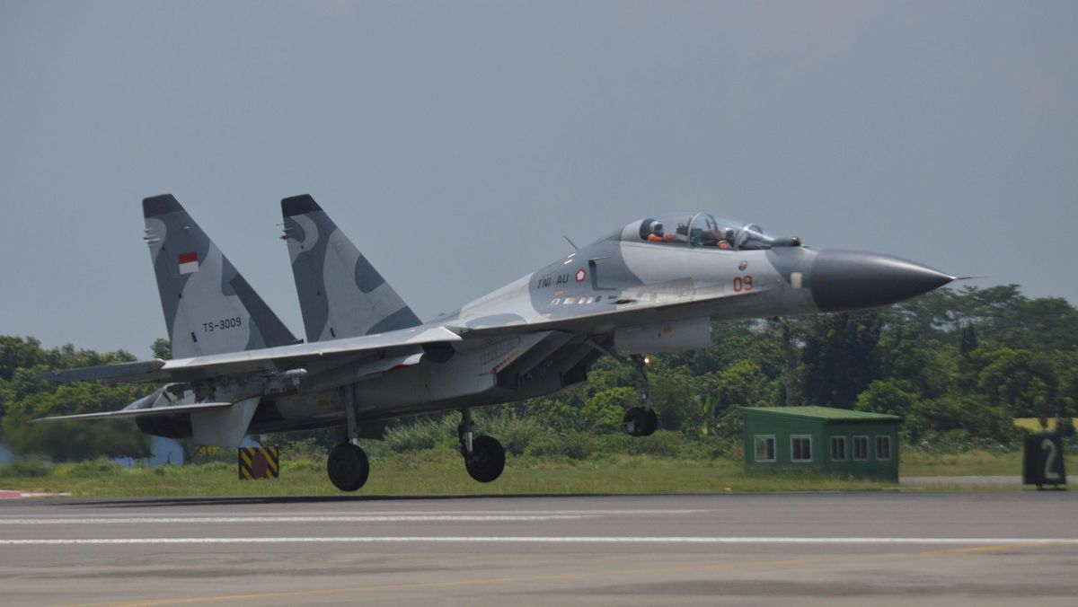 Viral Sukhoi Tergelincir, Bandara Hasanuddin Pastikan Penerbangan Aman