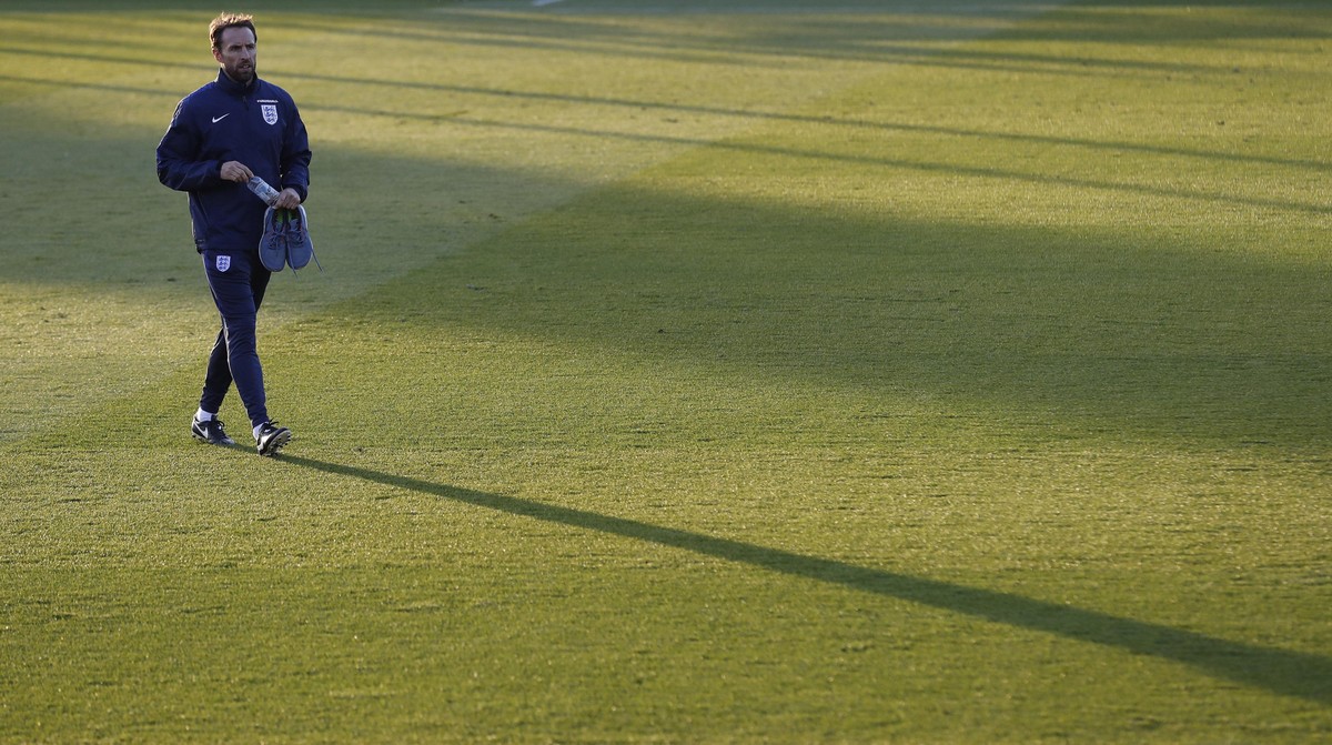 Foto-foto Terbaik Latihan Perdana Inggris Bersama Southgate