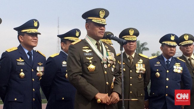 Panglima TNI Jenderal Gatot Nurmantyo akan menindak tegas demonstran yang mengarah pada makar. Dia menyebut tugas itu sebagai jihad.