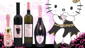 Hello Kitty Wine Hasil Kolaborasi Jepang dan Italia