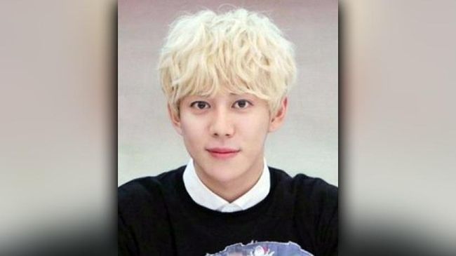Park Kyung diam-diam mengikuti tes masuk Mensa Korea, perkumpulan orang-orang ber-IQ tinggi. Otaknya ternyata 'seksi' dan berhasil lolos.