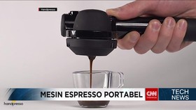 Menjadi Barista dengan Mesin Espresso Portabel