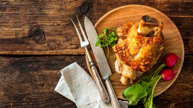 Tergoda Kelezatan 'Pork' Terfavorit di Jakarta Gurihnya olahan daging babi bisa jadi teman bersantap nikmat menyesap bir dingin. Di mana tempat menyantap babi yang menggoda?