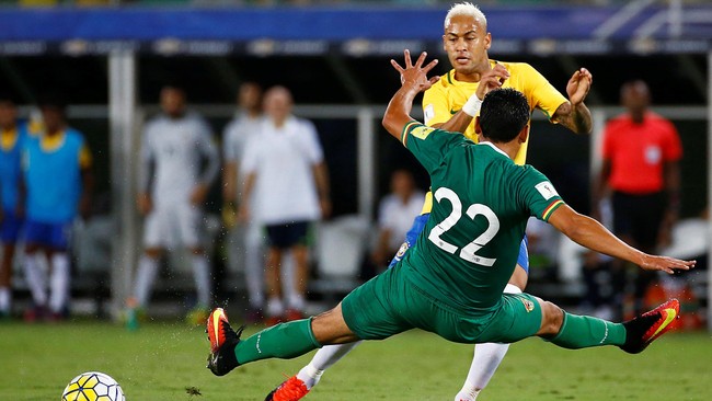 Neymar tampil impresif ketika Brasil melumat Bolivia 5-0 pada lanjutan kualifikasi Piala Dunia 2018 dengan menciptakan satu gol dan dua assist.