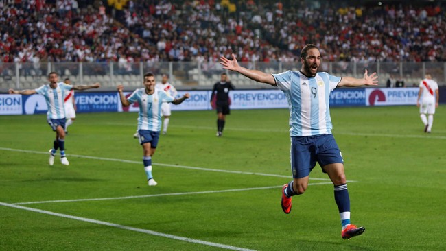 Argentina untuk kali kedua beruntun gagal menang. Sebelumnya, Argentina ditahan imbang Venezuela. Di kedua laga tersebut Lionel Messi tak tampil karena cedera.