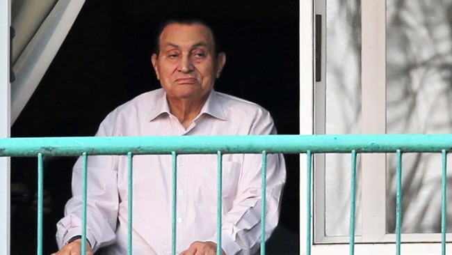 Dua putra mantan presiden Mesir Hosni Mubarak, Gamal dan Alaa Mubarak, ditangkap karena dugaan manipulasi saham, Sabtu (15/9).