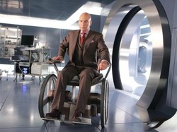 Patrick Stewart Perankan Professor X di Doctor Strange 2?
