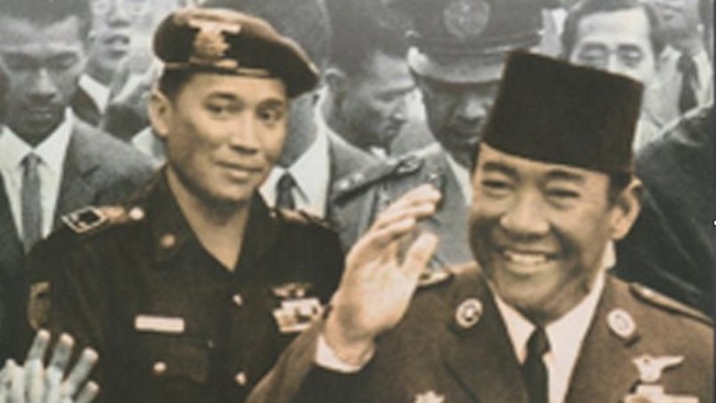 Mantan ajudan Presiden Soekarno, Maulwi Saelan punya segudang cerita dan pengalaman unik bersama Bung Karno yang patut dikenang.