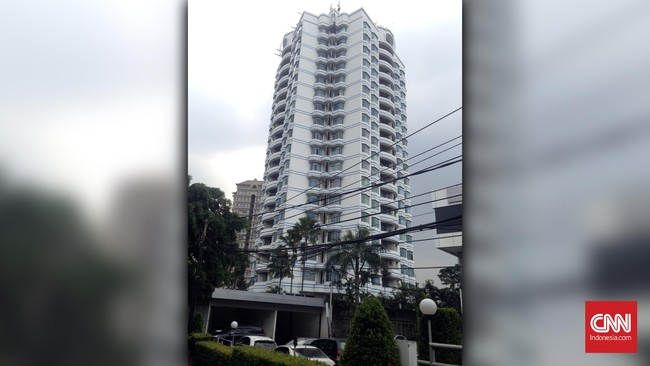 Usai kebakaran di Apartemen Parama, pengetatan keamanan internal dilakukan. Media dan Lurah bahkan tak bisa bertemu pihak manajamen.