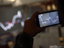 IHSG Lagi Ambruk, Ini Deretan Saham Paling Amsyong dan Cuan