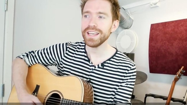 Setelah video musik itu banyak ditonton di YouTube, Audun Kvitland Rostad juga menyediakan lagu "Nasi Padang" secara berbayar di Spotify dan iTunes.