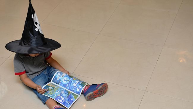 British Library menerbitkan dua buku sebagai pendukung perayaan 20 tahun terbitnya buku pertama penyihir ciptaan JK Rowling itu.
