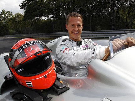 Kejutan Keluarga Menyambut Ultah ke-50 Michael Schumacher