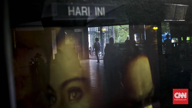 Kalau dahulu film agama mengandung penyebaran ideologi atau dakwah yang kental, kini ada pergeseran menjadi penceritaan soal nilai yang lebih personal.