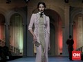 Rona Bias ala Sebastian Gunawan dalam 'Aristocrat'