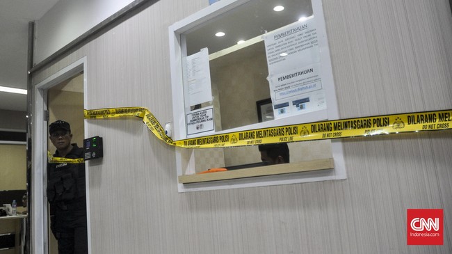 Menurut Ombudsman, maraknya aksi pungli di sektor pelayanan publik lantaran kementerian/lembaga belum memaksimalkan fungsi inspektorat pengawasan internal.