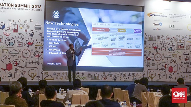Otoritas Indonesia dianggap perlu 'melonggarkan' regulasi sistem cloud agar industri fintech bisa terus berkembang.