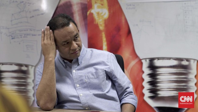 Gubernur DKI Anies Baswedan mengatakan cawapres Sandiaga bertanya soal pendidikan saat berdiskusi dengannya menjelang debat cawapres.