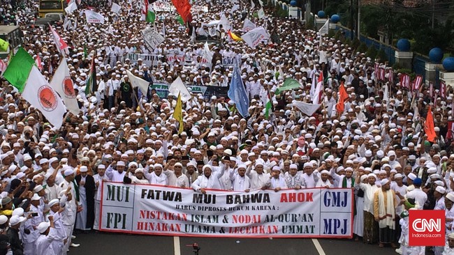 Aksi massa 4 November nanti diyakini dimotori oleh gerakan-gerakan politik dan ada korelasi dengan pemilihan kepala daerah Jakarta 2017.