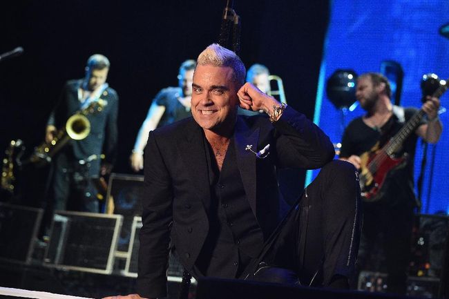 Cerita Robbie Williams Punya Anak Ketiga Melalui Ibu Pengganti