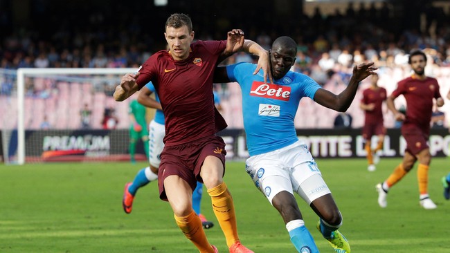 Dzeko mencetak dua gol, sementara Mohammed Salah mencetak satu gol untuk kemenangan AS Roma atas tuan rumah, Napoli, dalam laga pekan ke delapan Serie A 