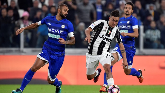 Paulo Dybala menjadi pahlawan Juventus dalam laga menjamu Udinese di kota Turin. Penyerang Argentina itu mencetak dua gol untuk kemenangan Si Nyonya Tua.