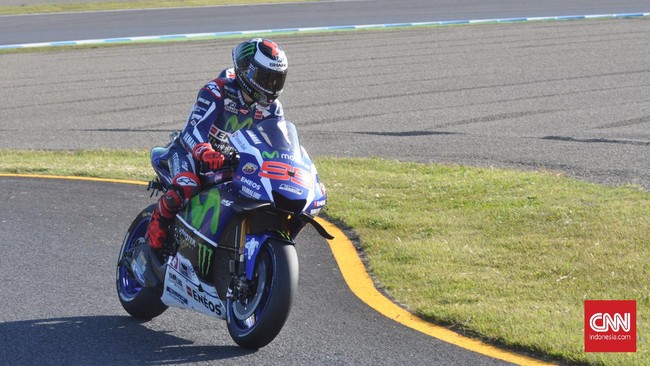 Pebalap Movistar Yamaha Jorge Lorenzo menyebut performanya di musim MotoGP 2016 hanya pantas mendapatkan nilai lima.