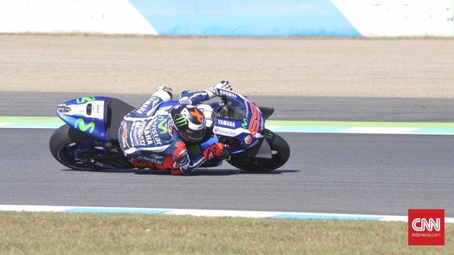 Para penggemar balapan masih bisa berharap rivalitas Valentino Rossi dan Jorge Lorenzo akan menghidupkan MotoGP hingga akhir musim nanti.