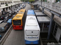 Akibat PSBB, Penumpang TransJakarta Turun 90% per Hari