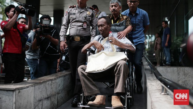 Komisi Yudisial menilai keputusan untuk melarang siaran langsung dalam persidangan merupakan kewenangan ketua majelis hakim, bukan pihak pengadilan.
