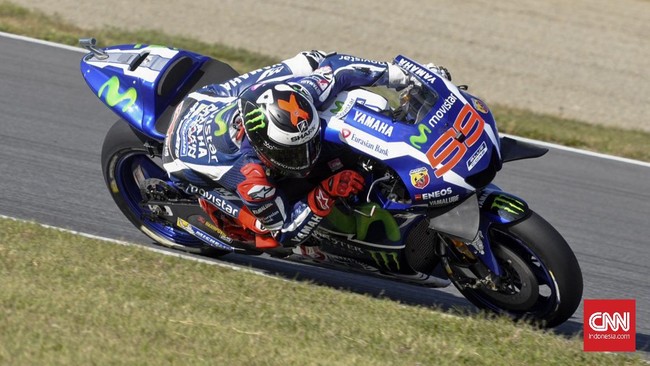 Jorge Lorenzo berhasil meraih pole position di MotoGP Valencia setelah mencatat waktu tercepat pada kualifikasi di Sirkuit Ricardo Tormo, Sabtu (12/11).