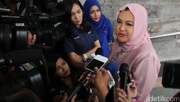 Emilia Contessa sempat berkomunikasi dengan Denada