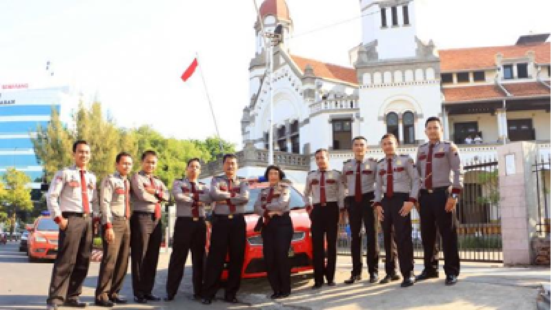 Tak hanya pakar pariwisata saja yang berusaha memberikan usaha terbaiknya untuk meningkatkan wisatawan.