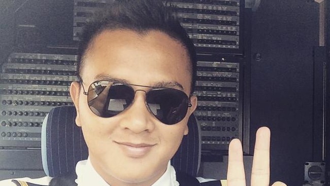 Apa rasanya ada di balik kemudi pesawat dan menerbangkannya ke angkasa? Kita tanya Gad Pascalis, seorang pilot maskapai swasta.